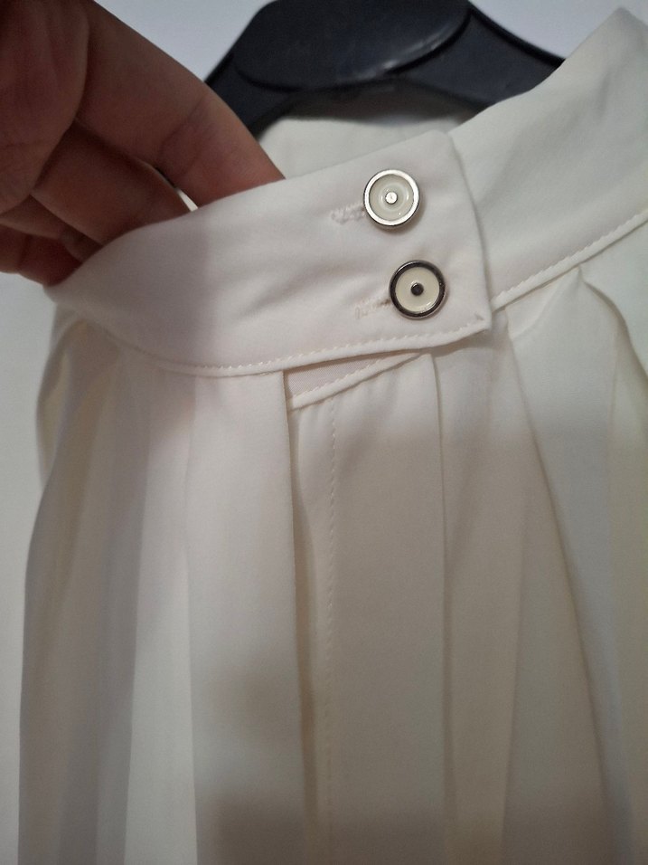 Düğmeli Yüksek Yaka krem Kadın Gömlek - Görsel 4