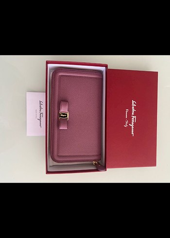 Salvatore Ferragamo Pembe Deri Fermuarli Cuzdan İtalyadan Geldi