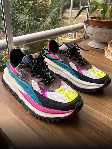 Bershka Bershka chunky platform 39 numara
