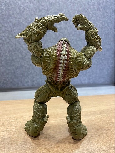 Abomination vs Hulk Figur - Görsel 9