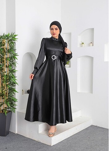 Siyah saten abiye elbise 