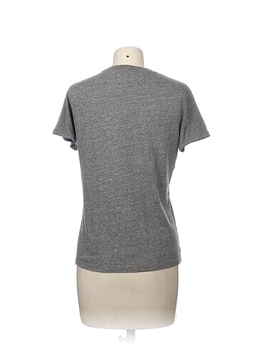 s Beden Diğer T-shirt %70 İndirimli.