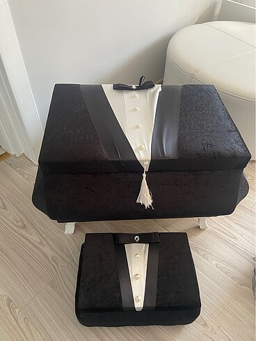 Nişan bohçası damat