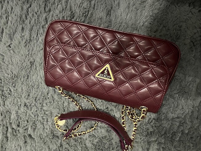Guess Gues kol çantası