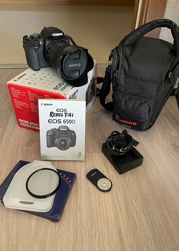 Canon EOS 650D Dijital Fotoğraf Makinesi/18-135 mm lens