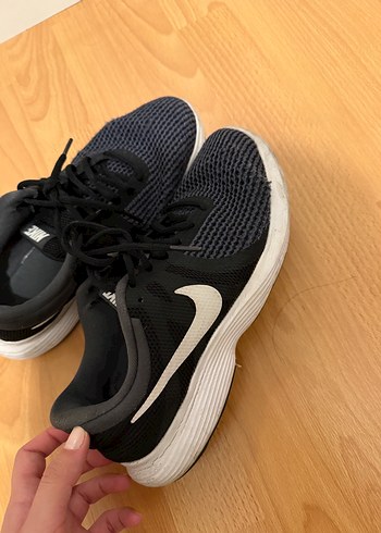 Nike Ayakkabı