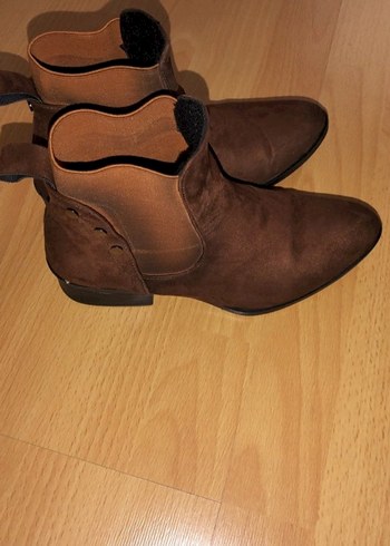 Kahverengi Süet Kadın Bot Blok Topuklu - Görsel 2