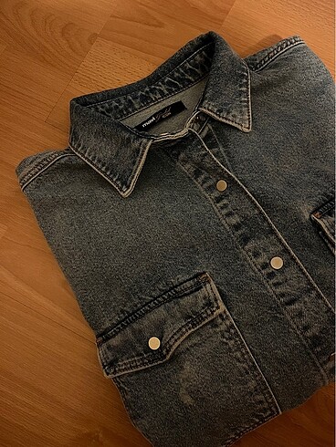 l Beden Mavi denim gömlek