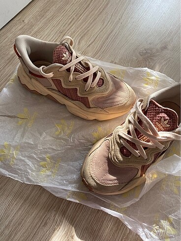 Adidas ozwegı