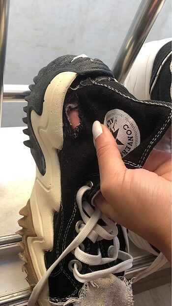 Converse Converse