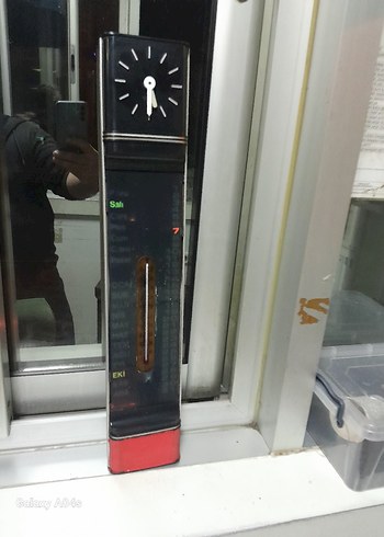 Diğer saat. gün. ay. sıcaklık ölçer. vs. çalışıyor kondisyon u düzgn