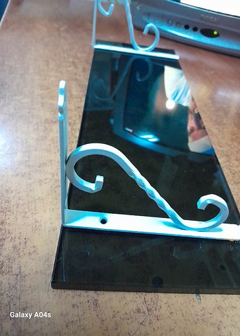 40 x10..santim. kalın. renkli. cam. raf. - Görsel 12