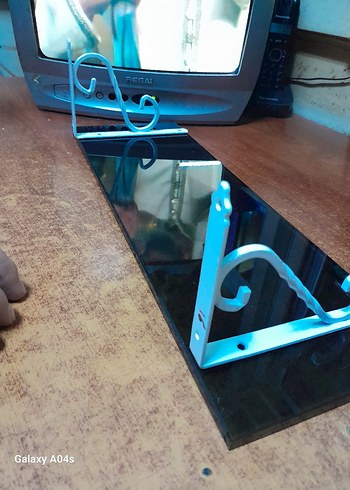 40 x10..santim. kalın. renkli. cam. raf. - Görsel 10