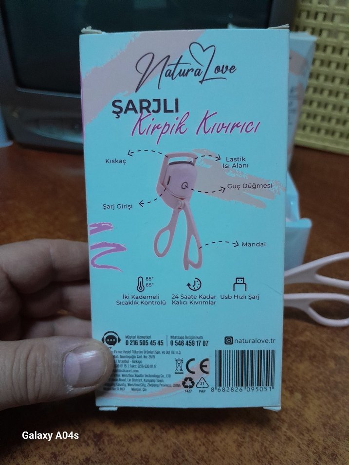 Beyaz Kirpik Kıvırıcı..makinesi.  3.  adet mevcut - Görsel 4