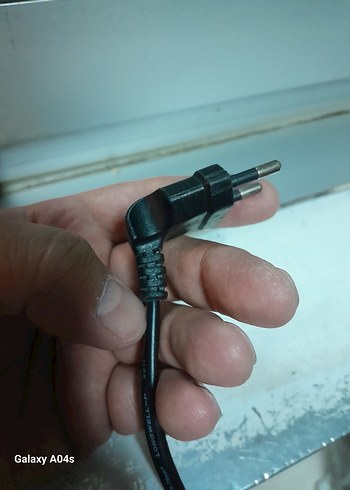 Toshiba Monitör. ve tv. kondisyon u düzgün temiz görseli güzel - Görsel 18