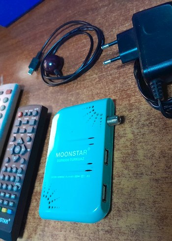 Toshiba Monitör. ve tv. kondisyon u düzgün temiz görseli güzel - Görsel 7