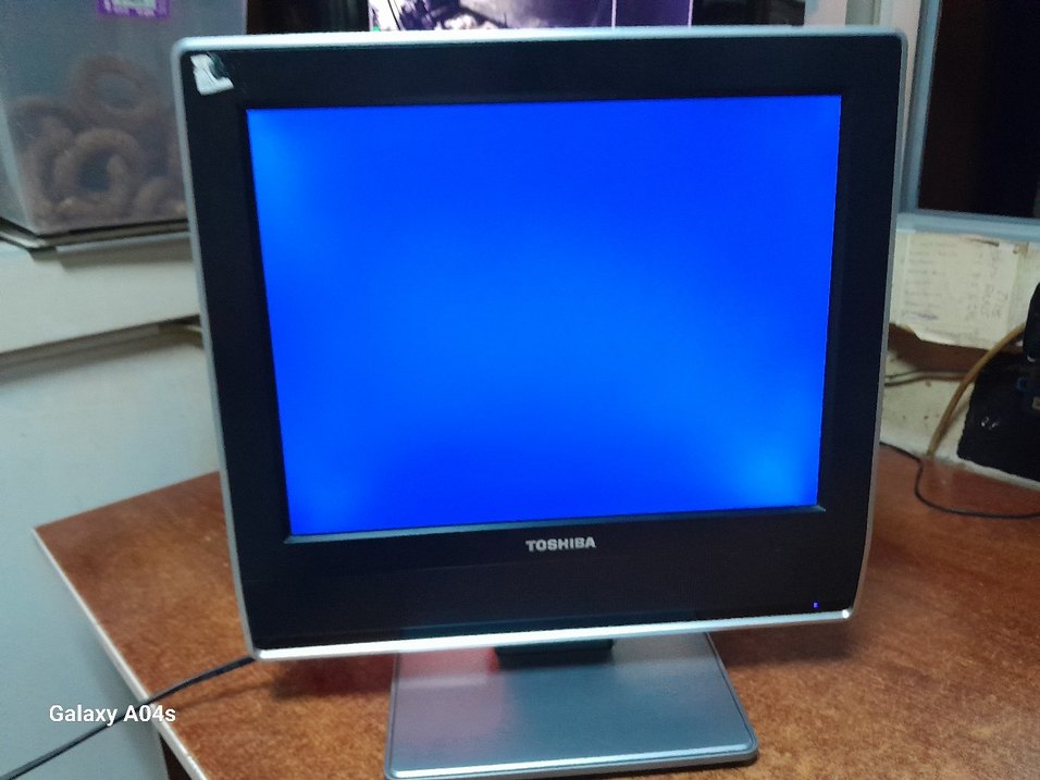 Toshiba Monitör. ve tv. kondisyon u düzgün temiz görseli güzel - Görsel 3