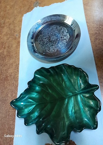 Yeşil Parlak Yaprak Şekilli Tabak.cam. ve.  metal.  Sanatı - Görsel 11