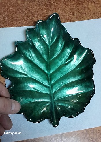 Yeşil Parlak Yaprak Şekilli Tabak.cam. ve.  metal.  Sanatı - Görsel 6