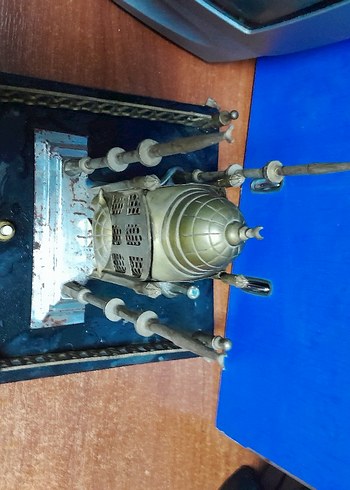  Beden ..pirinç tasarım Altın Renkli Minareli Biblo..Ağır bir ürün