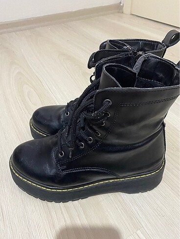 Kadın Siyah Bot Postal Bot&Bootie