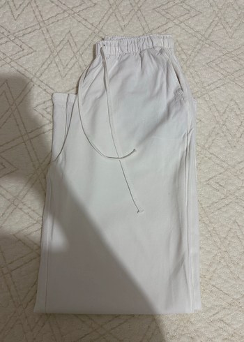 Beyaz Keten Rahat Kesim Kadın Pantolon