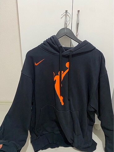 Nike sweatshirt