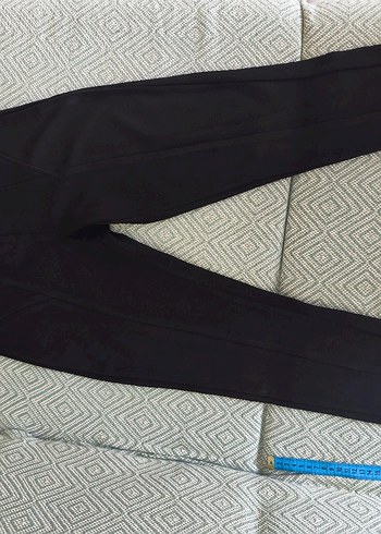 Mango Kadın Siyah Midi Kumaş Pantolon - Görsel 3