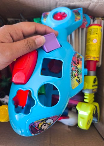 Renkli Karışık Oyuncak Kutusu - Görsel 2