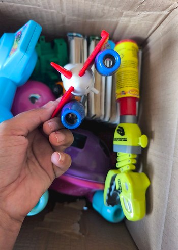 Renkli Karışık Oyuncak Kutusu - Görsel 3