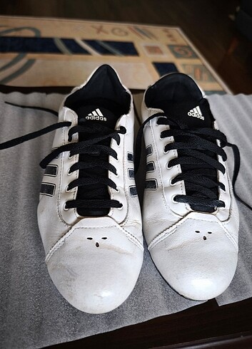 Adidas spor ayakkabı 