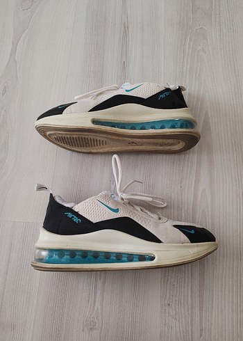Nike Beyaz Platform Topuklu Bağcıklı Spor Ayakkabı