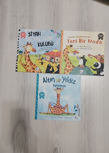 Çocuk Kitapları Seti: Siyah Beyaz, Yeni Bir Moda, Altın Yıldız