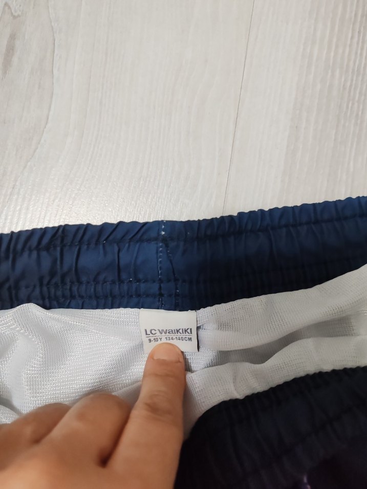 Renkli Erkek Çocuk Yüzme Şortu - Görsel 3