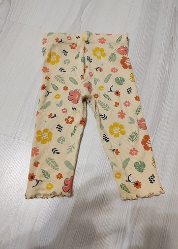 Çiçek Desenli Kız Çocuk Tayt - Görsel 2