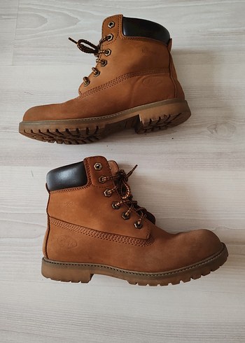 39 NUMARA KADIN BOT - Görsel 8