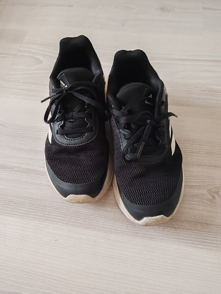 Kadın Siyah Bağcıklı Spor Ayakkabı - Görsel 2