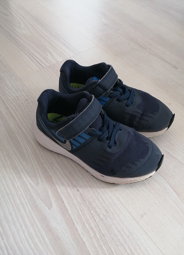 Nike 27.5 numara spor ayakkabı - Görsel 2