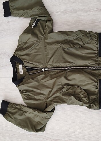 7 Yaş Beden haki Renk H&M 7 YAŞ PİLOT CEKETİ SORUNSUZ