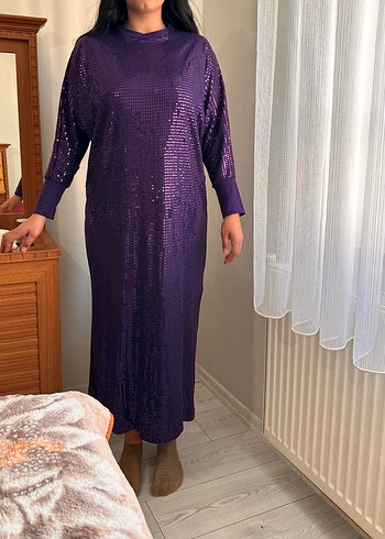 Uzun Mor Parlak Kadın Elbise - Görsel 2