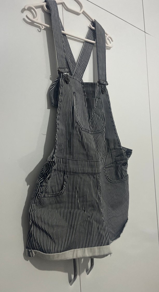 Kadın Gri Çizgili Mini Denim Kısa Tulum - Görsel 3