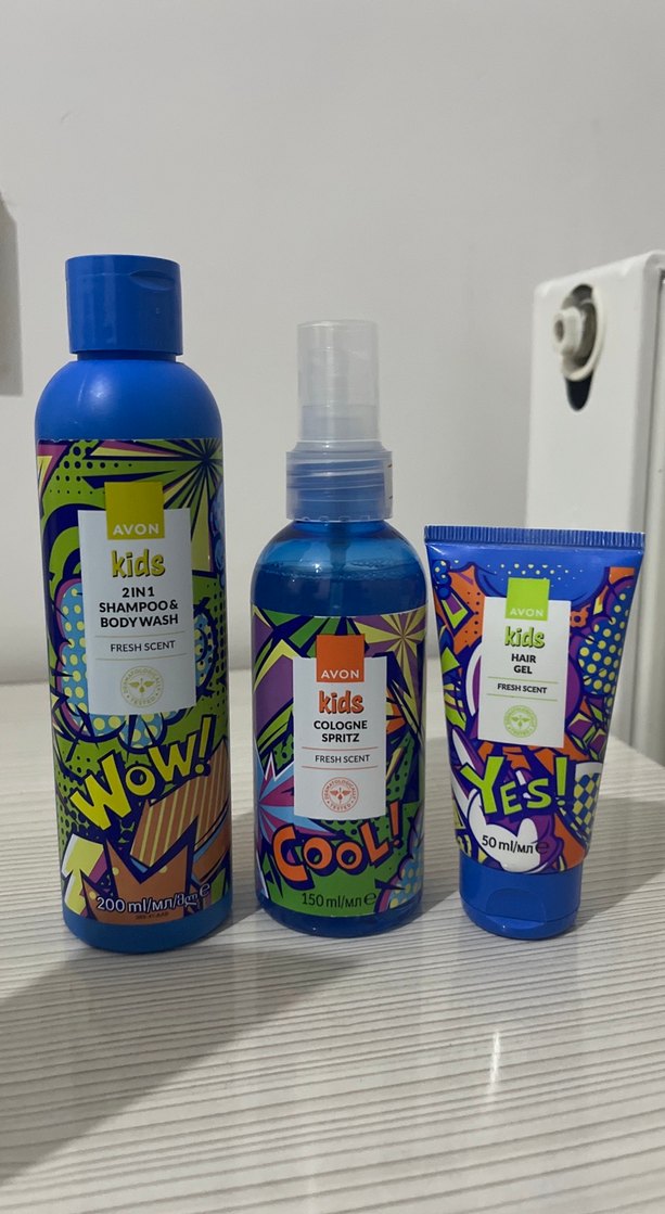 Avon Kids 2'si 1 Arada Şampuan ve Vücut Yıkama Seti erkek çocuğu - Görsel 2
