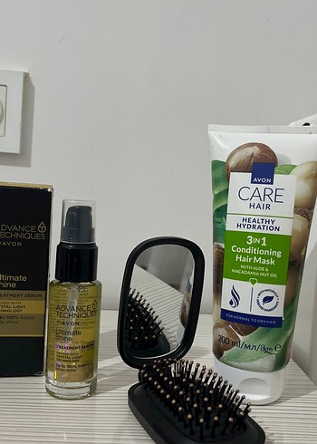 Avon Saç Maskesi ve parlaklık veren saç yağı ve cep boy tarak - Görsel 2