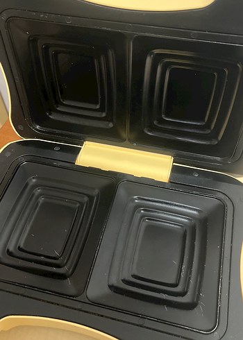 Altın Renkli Parlak Tost ve Sandviç Makinesi - Görsel 3