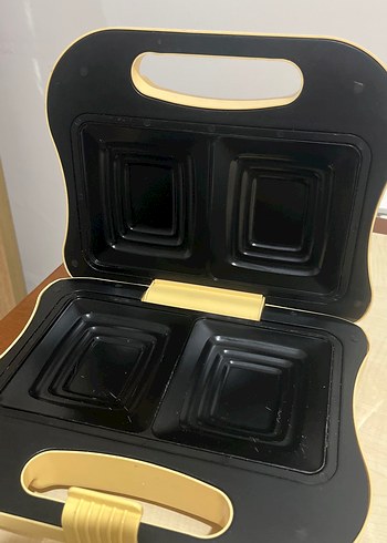 Altın Renkli Parlak Tost ve Sandviç Makinesi - Görsel 2