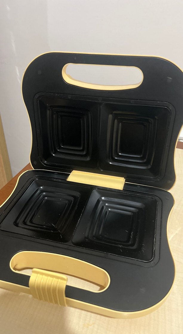 Altın Renkli Parlak Tost ve Sandviç Makinesi - Görsel 2