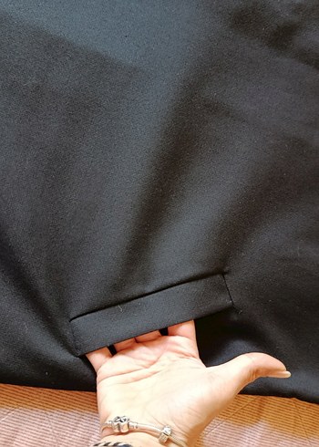 Tabuu tabuu marka Düğme detaylı kolsuz cepli elbise