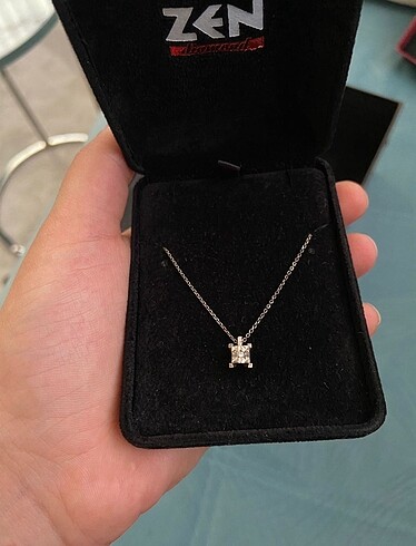 Zen Diamond Gerçek Pırlanta kolye