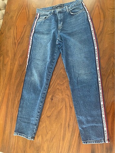 Lcw mom jean