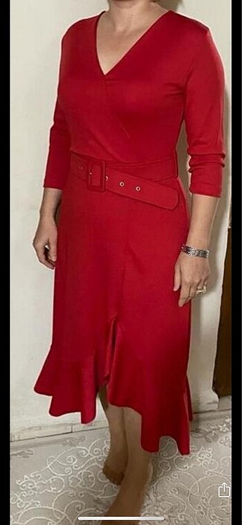 Kadın kırmızı elbise???? - Görsel 4